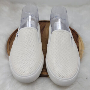 LAM Women's White Slip-On Athletic Comfort Shoe 9